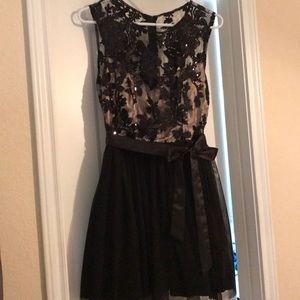 B. DARlIN  Fit and flare dress